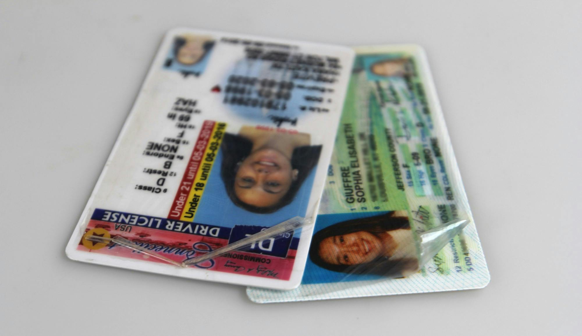 fake id com review