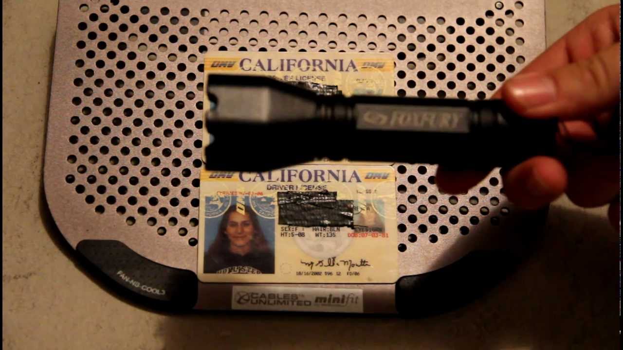 how to tell a fake id with a flashlight